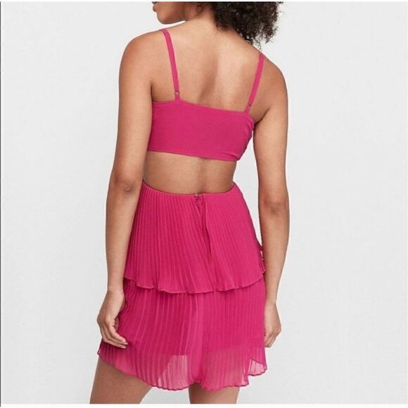 Express Pleated Tiered Cut-Out Pink Dress size S NWT $79 - Picture 2 of 7